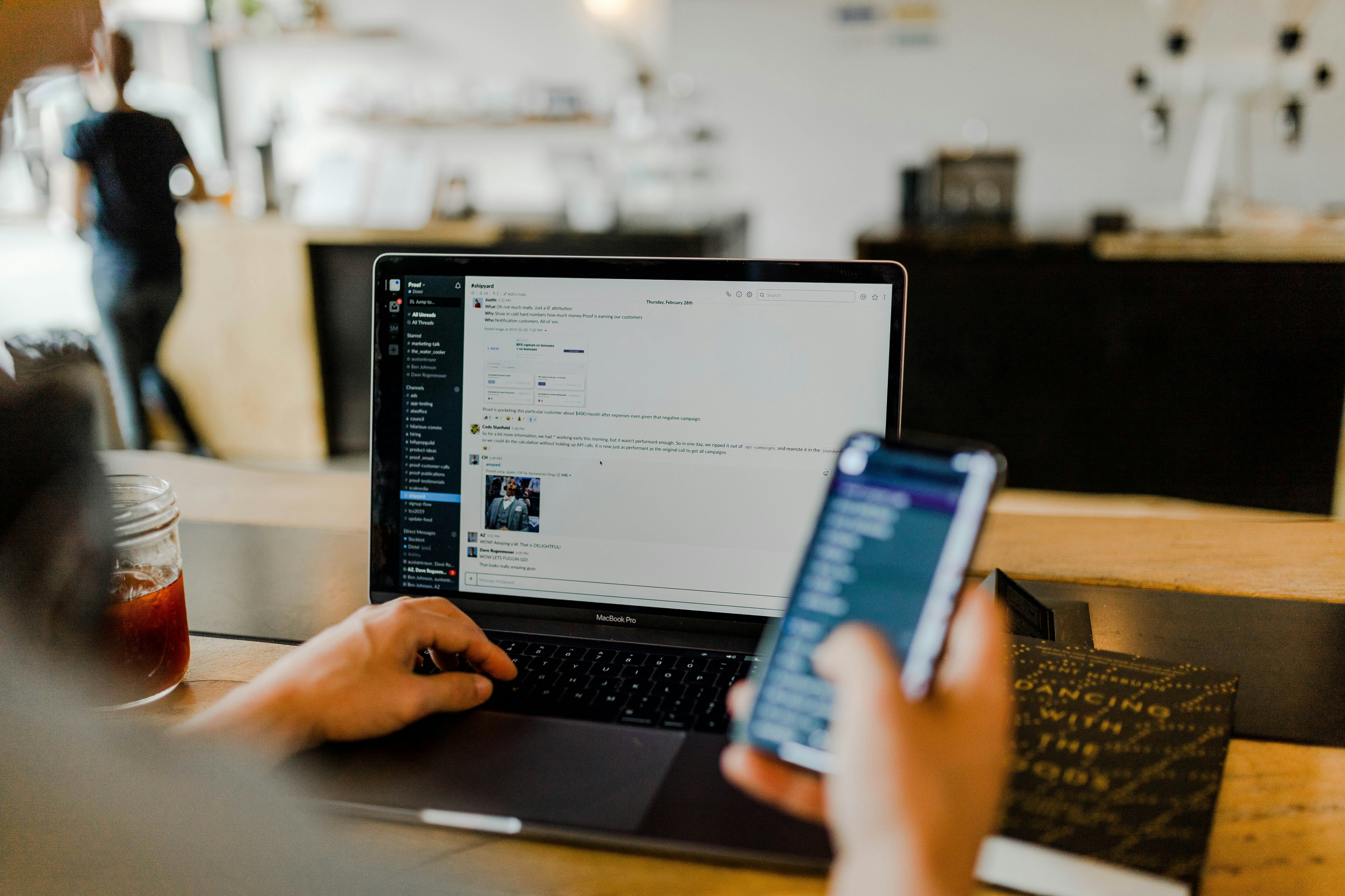 Guide To Employee Awards & Recognition